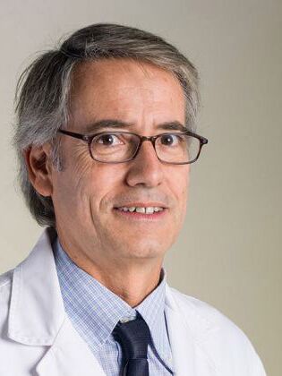 Doctor rheumatologist Jean Wilson